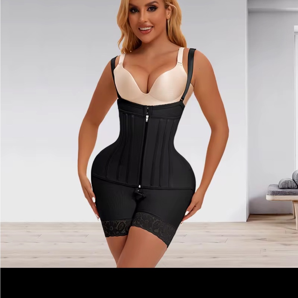 Black Women's Shapewear Bodysuit